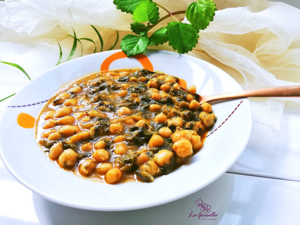 MAXI 👉 Potaje de garbanzos con bacalao y espinacas