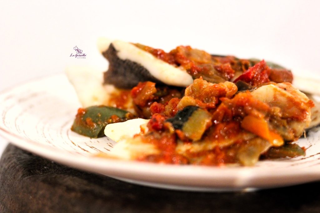 Merluza con pisto manchego