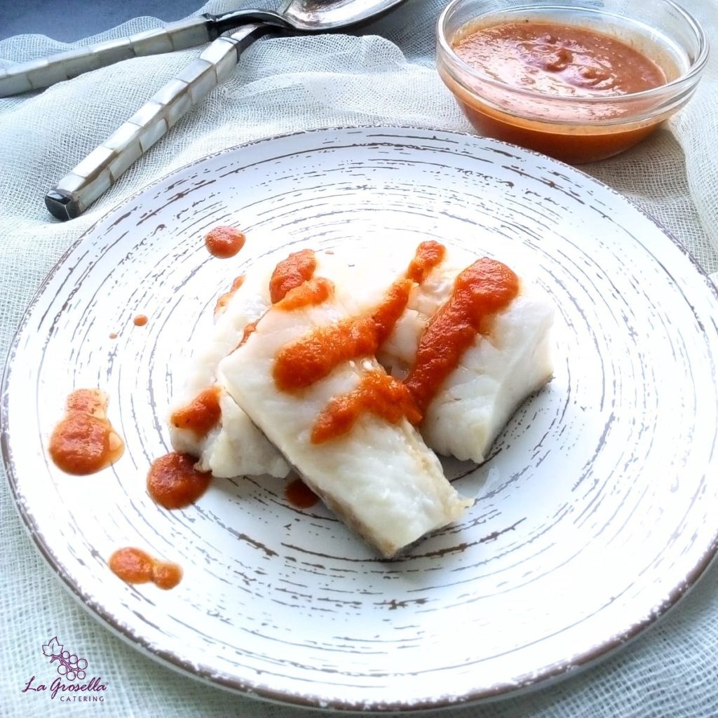 Atún con salsa americana