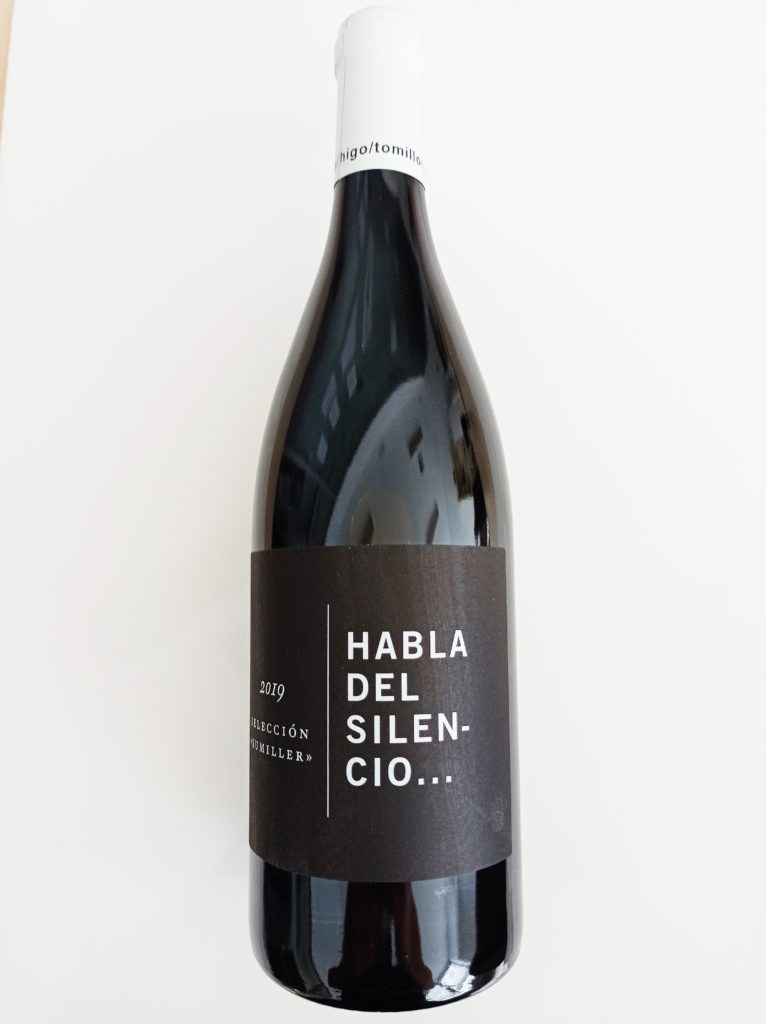 Vino Tinto Habla del Silencio