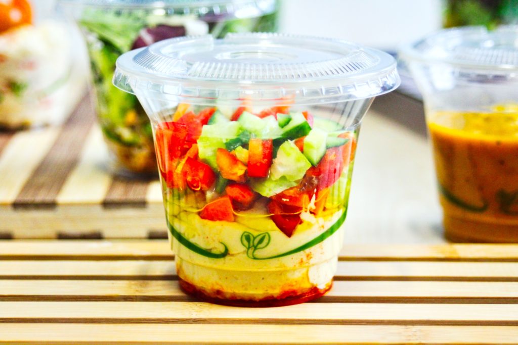 Crudités con hummus de garbanzos