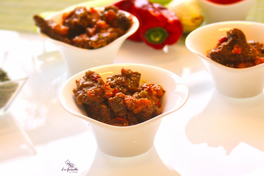Gulash de ternera con verduras