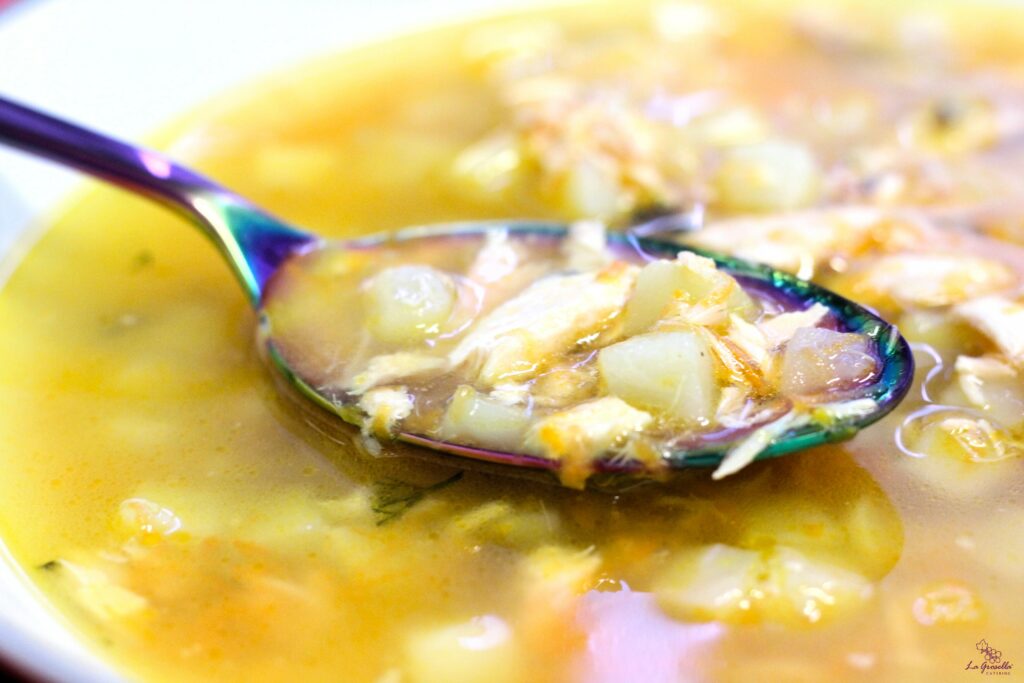 Sopa de salmón con patatas