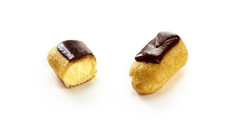 Mini eclairs de vainilla con chocolate negro (Mínimo de 12Pz.)