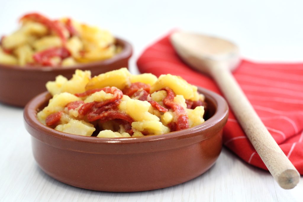 Patatas con pimientos del piquillo