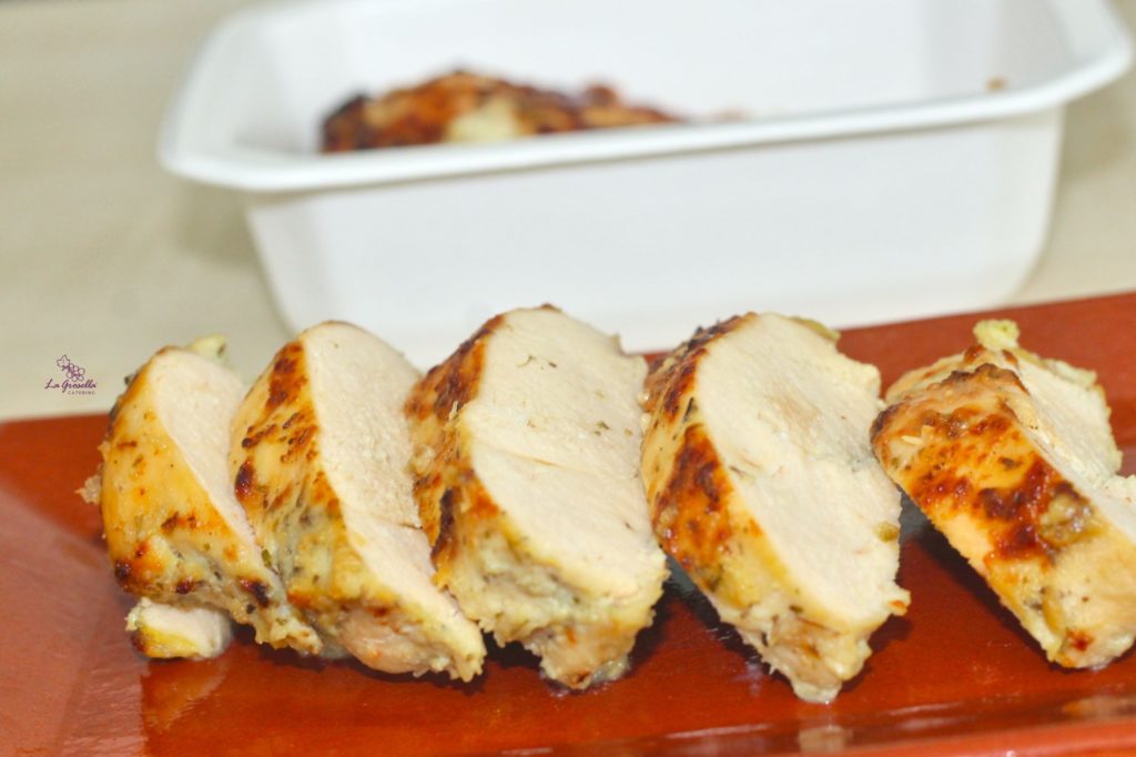 Contramuslo de pollo al ajillo con tomillo