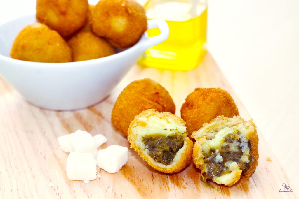 Bolitas de patatas con espinacas y queso de cabra