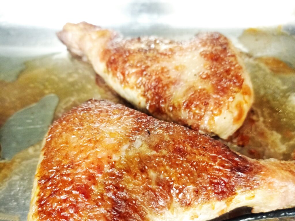 Cuarto trasero de pollo relleno con salsa de Boletus