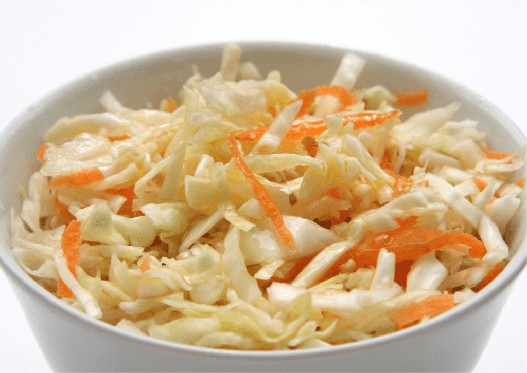 Ensalada de colirábano y manzana