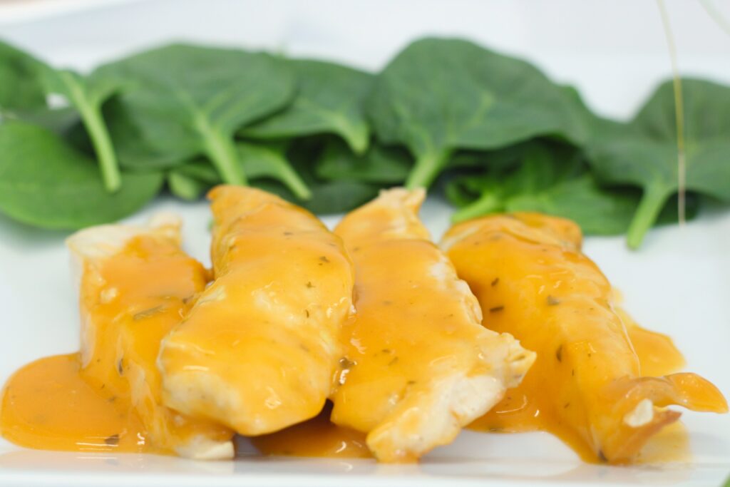 Solomillos de pollo con salsa de leche de coco