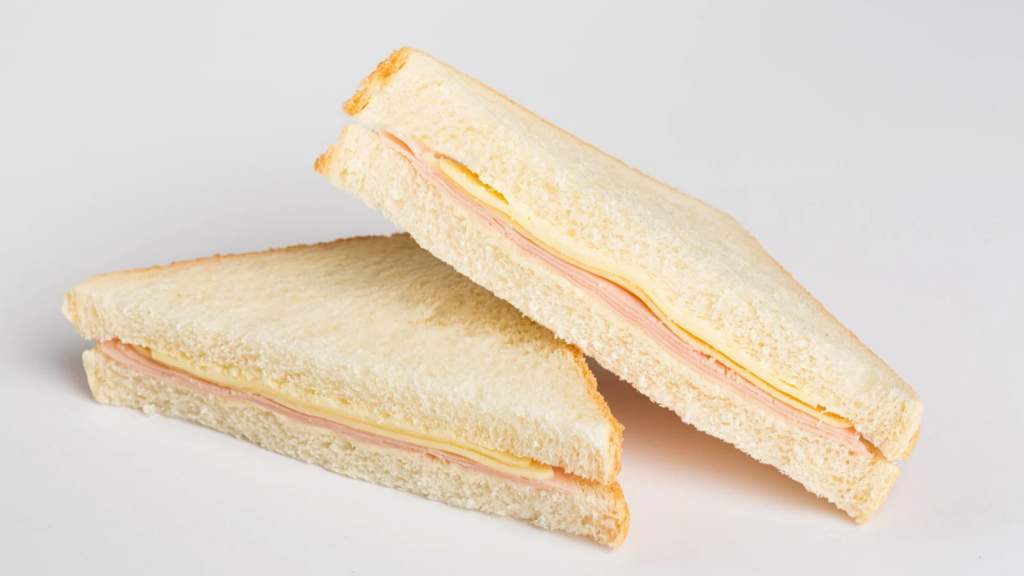 Sandwich de pavo y queso
