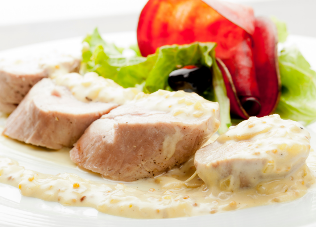 Solomillo de cerdo CON salsa parmesana