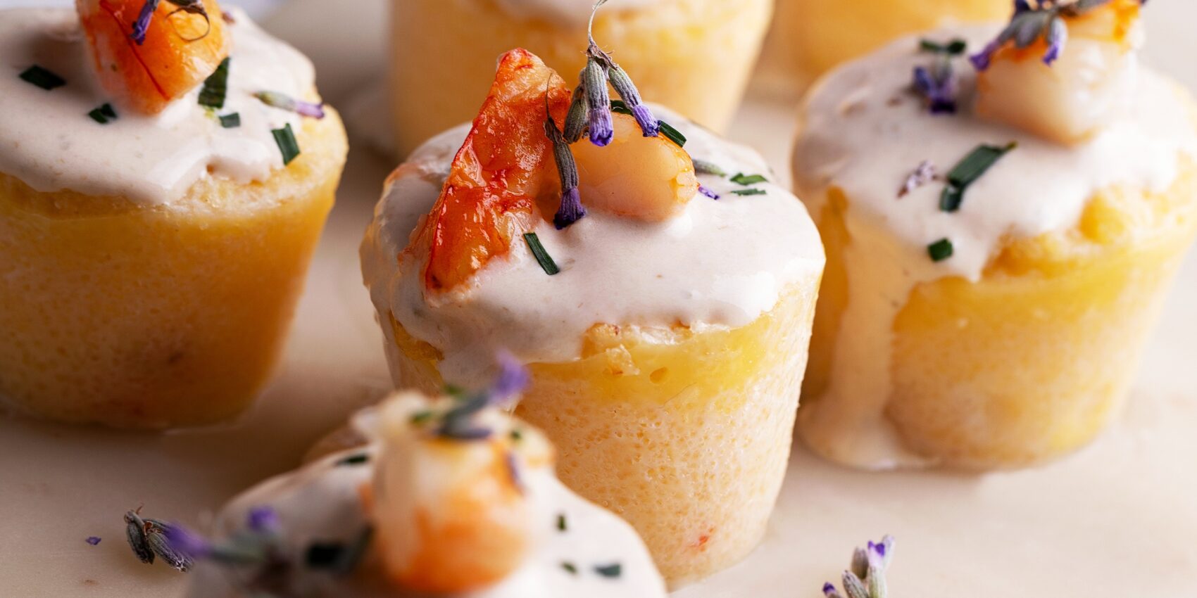 Flan de gambas con salsa tonnato
