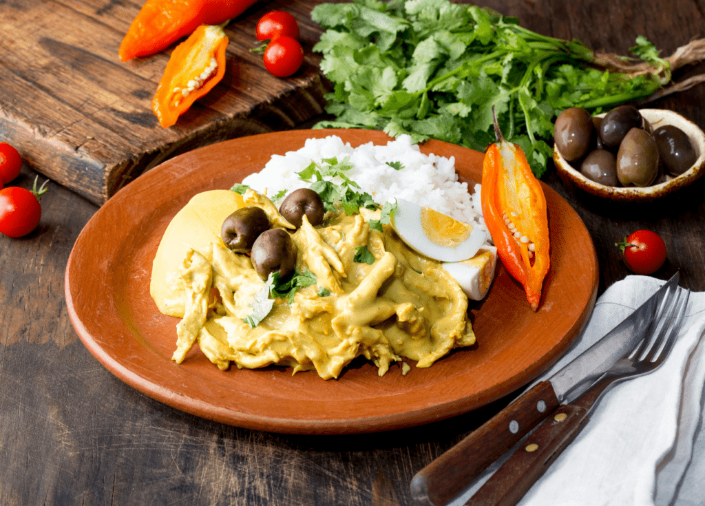 Ají de pollo peruano